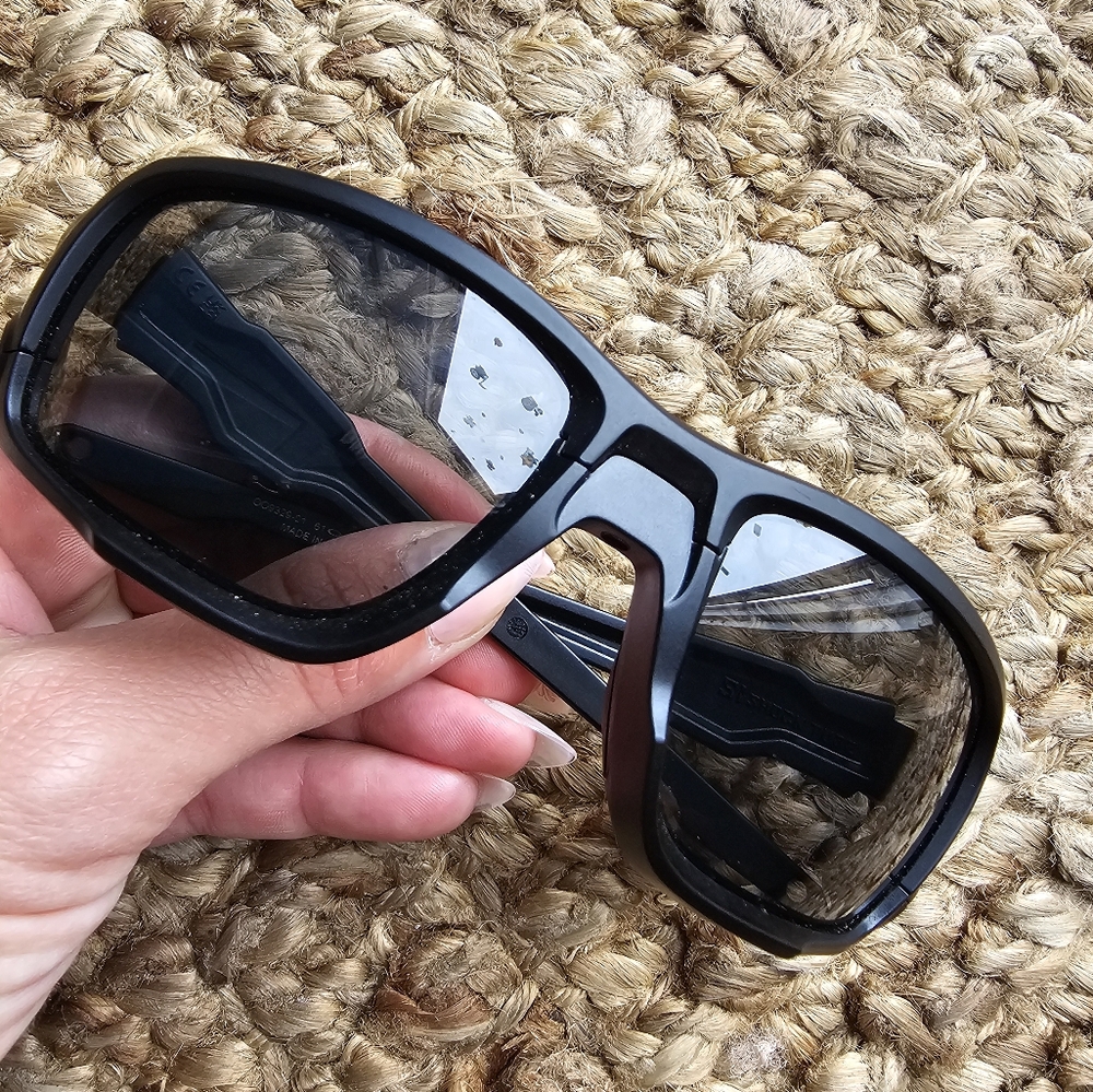Oakley Shock tube shades
